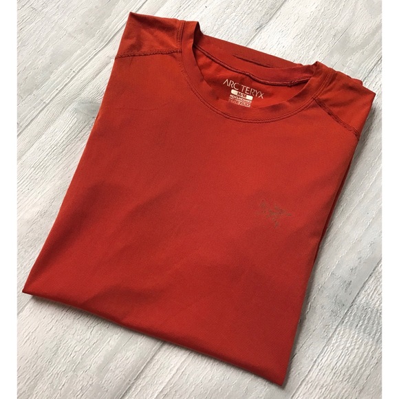 Arc'teryx Other - ARC’TERYX 3M T-Shirt